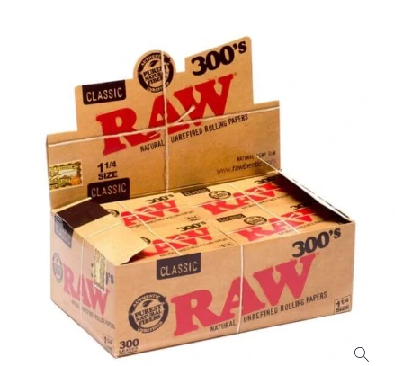 RAW 300's Classic Rolling Papers | 1 1/4 | 40 Count Display